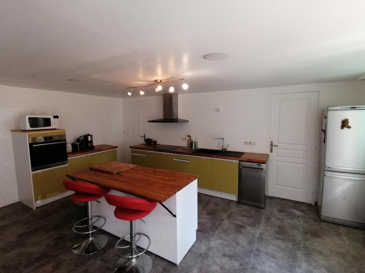 Maison Renovee En Pierres Sejour Spacieux Avec Jardin Et Terrasse Amenagee Pres Omaha Beach & Bayeux A 5Mn De La Mer Tous Commerces Commes Exteriör bild