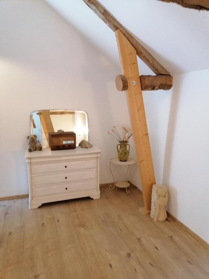 Maison Renovee En Pierres Sejour Spacieux Avec Jardin Et Terrasse Amenagee Pres Omaha Beach & Bayeux A 5Mn De La Mer Tous Commerces Commes Exteriör bild