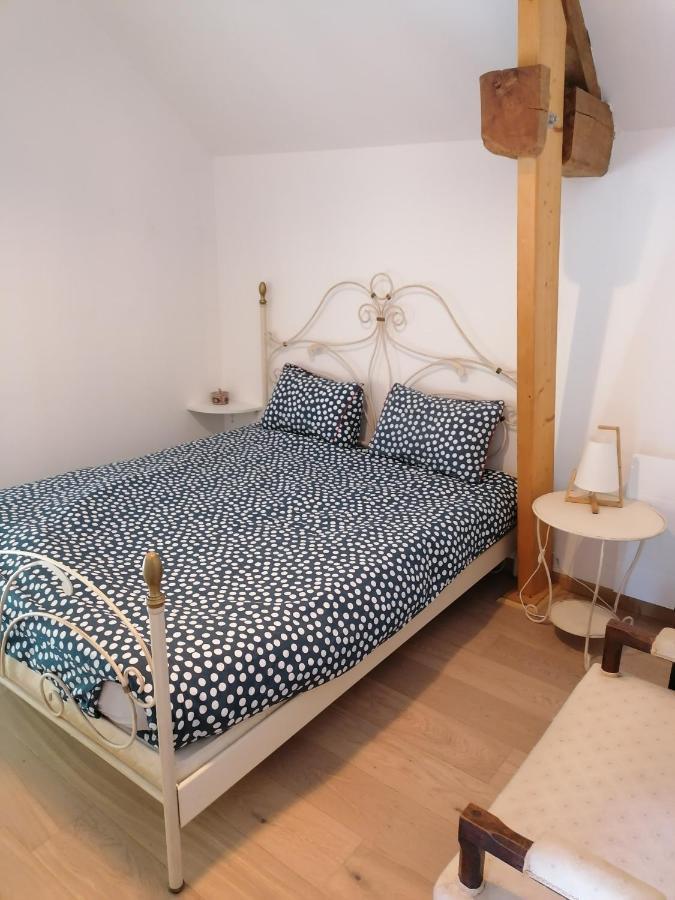 Maison Renovee En Pierres Sejour Spacieux Avec Jardin Et Terrasse Amenagee Pres Omaha Beach & Bayeux A 5Mn De La Mer Tous Commerces Commes Exteriör bild