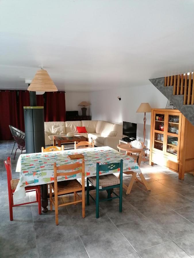 Maison Renovee En Pierres Sejour Spacieux Avec Jardin Et Terrasse Amenagee Pres Omaha Beach & Bayeux A 5Mn De La Mer Tous Commerces Commes Exteriör bild
