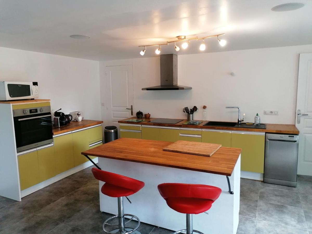 Maison Renovee En Pierres Sejour Spacieux Avec Jardin Et Terrasse Amenagee Pres Omaha Beach & Bayeux A 5Mn De La Mer Tous Commerces Commes Exteriör bild